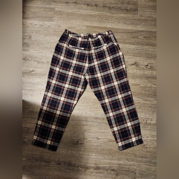 Hollister plaid dress pants - Picture 2 of 4